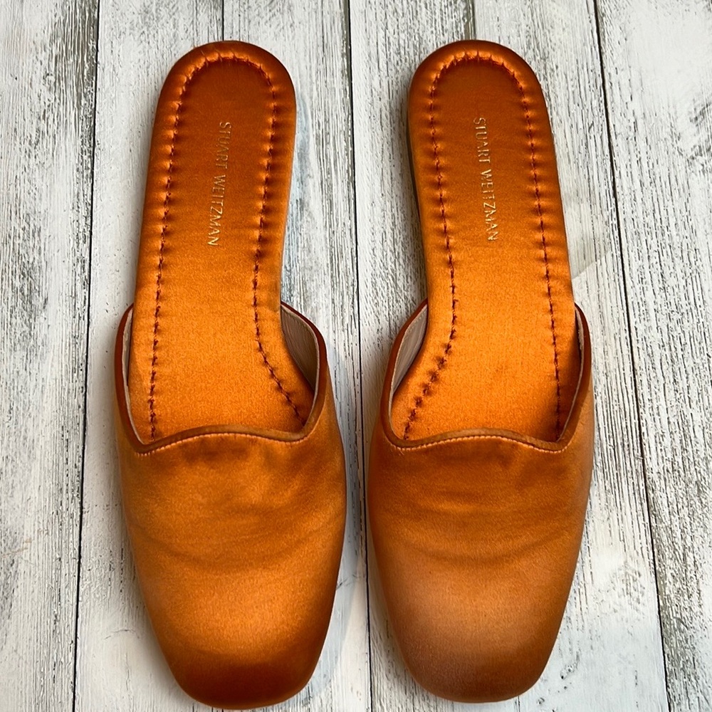 Stuart Weitzman Muletown Round Toe Mules Slip On Flat Orange Satin - Picture 12 of 16